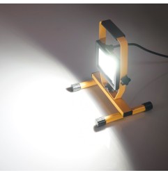 Poręczna lampa robocza 20W 1500lm